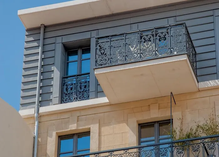 Hôtel C2